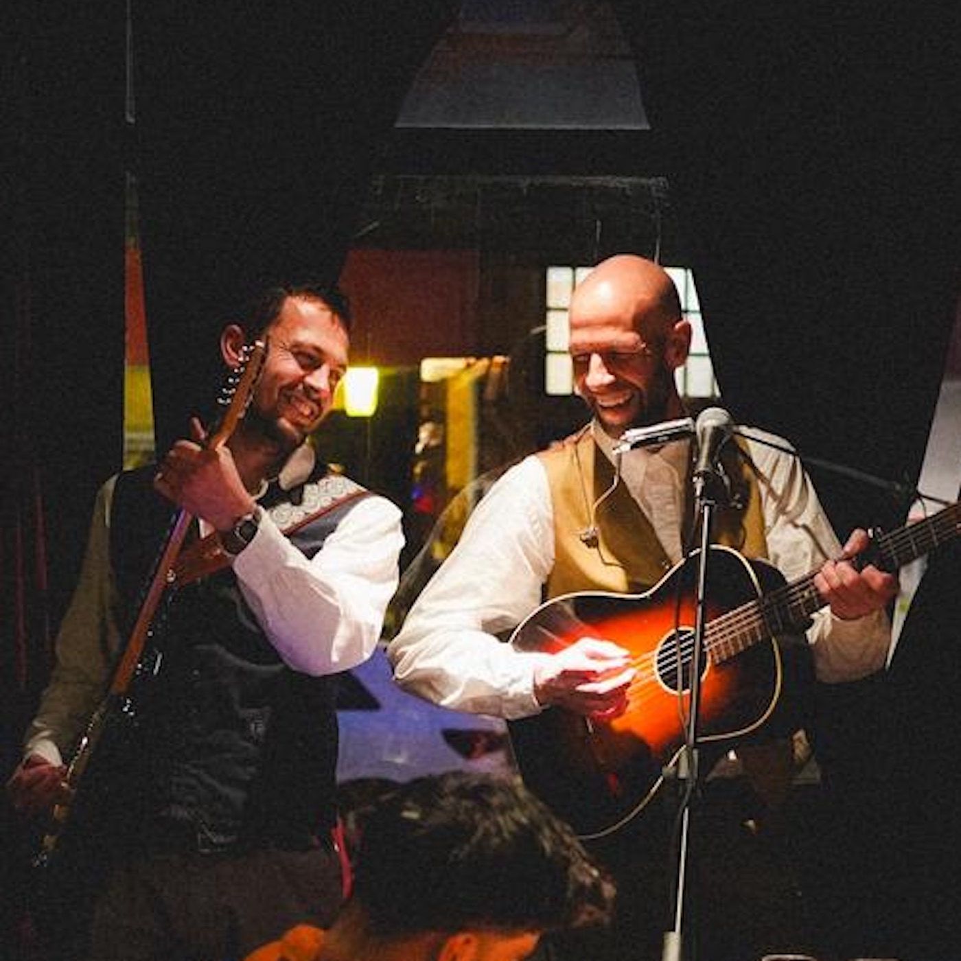 Jake Morgan performing live with guitarist Rob Mundy